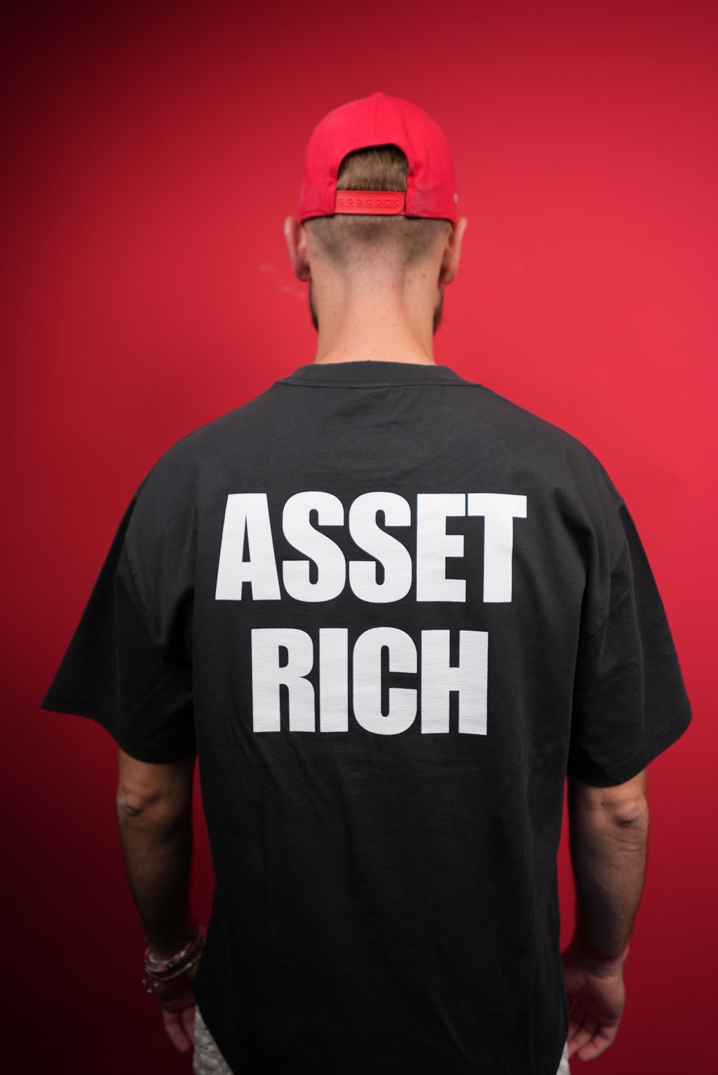 Asset Rich T-shirt (Faded Black)